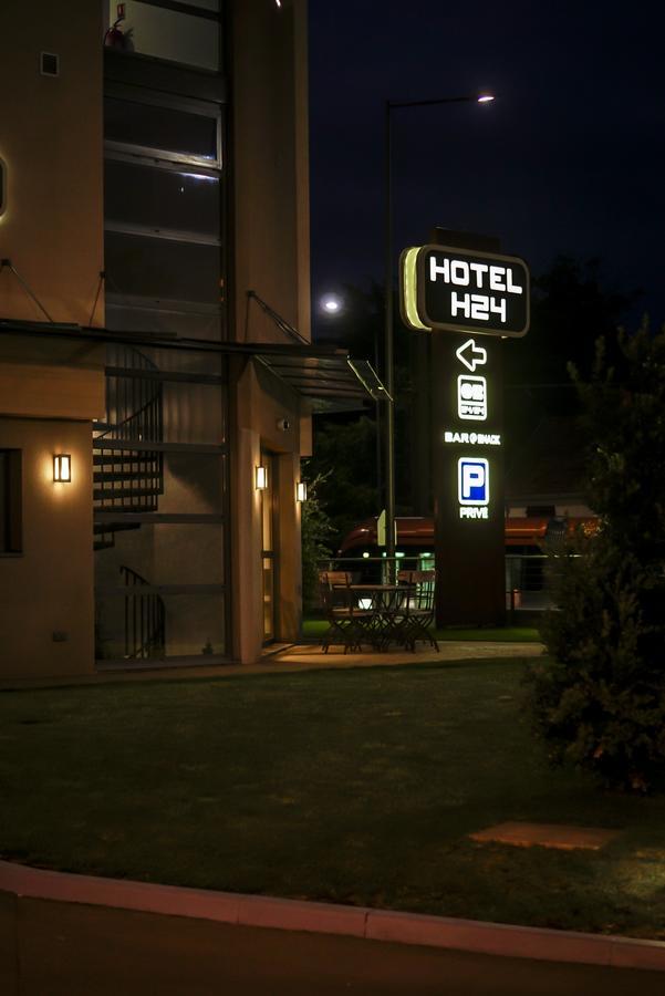 H24 Hotel Le Mans Exterior photo